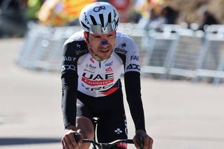 Hororový rok jednoho z nejlepších cyklistů loňské sezony pokračuje - Sport.cz